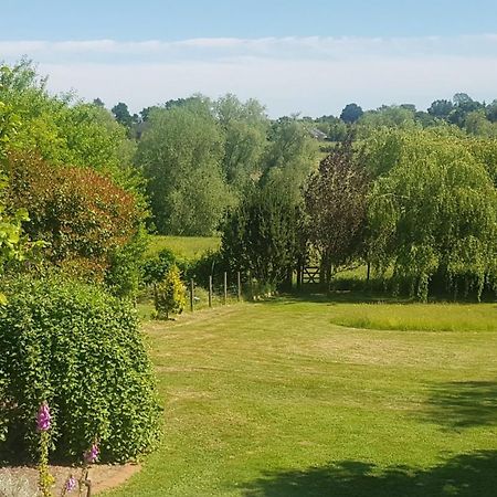 Bed and Breakfast Redroofs à Tenbury Wells Extérieur photo