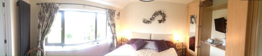 Bed and Breakfast Redroofs à Tenbury Wells Extérieur photo
